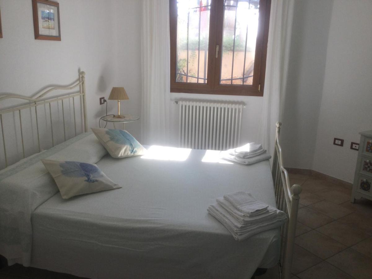 Villa Edo Cala Liberotto Kültér fotó